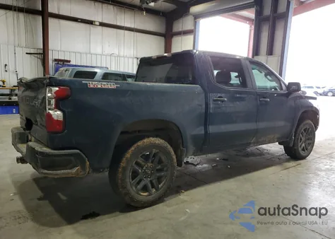 2022 Chevrolet Silverado K1500 Trail Boss Custom z USA, uszkodzony, nr VIN 3GCPDCED2NG586137